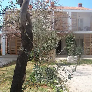 villa-lipa-zadar.hotelinzadar.com/